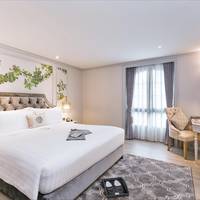 Premier Room