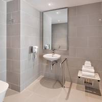 Queen Room - Disability Access