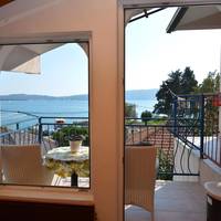 Studio Apartment with Sea View