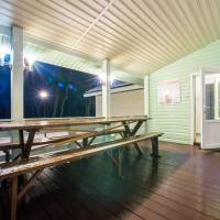 Cottage (6 Adults)