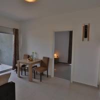 Apartment with Garden View
