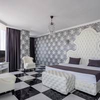King Suite with Spa Bath