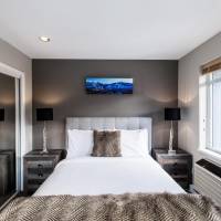 Town Plaza - Two-Bedroom Apartment - 4314 Main Street - Unit 429