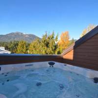 Hearthstone Lodge - Large Two-Bedroom Apartment - 4211 Sunshine Place - Unit 17