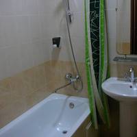 Standard Twin Room with Shared Bathroom