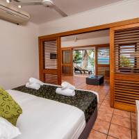 Beach View Spa Suite