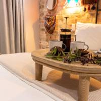 Luxury Queen Room