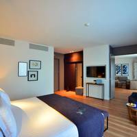 Suite with Hot Tub in Terrace (2 adults)