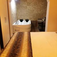 Deluxe Double Room with Bath