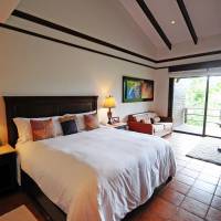 Rainforest King Bed