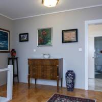 Two-Bedroom Apartment with 2 Bathrooms and Balcony