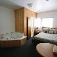 Family Suite with Spa Bath