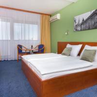 Standard Double or Twin Room (1 Adult)