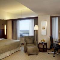 Horizon Premier King Room