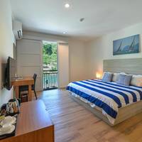 Deluxe Double Room with Hill View