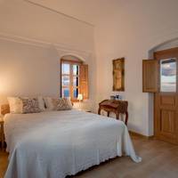 Superior Honeymoon Suite with Outdoor Jacuzzi