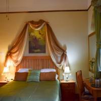 Queen Room - 1