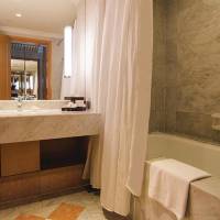 Deluxe Double or Twin Room with Pool View