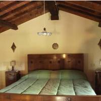 Six-Bedroom Villa 