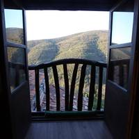 One-Bedroom House with a View