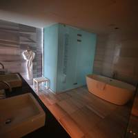 Regency King Suite