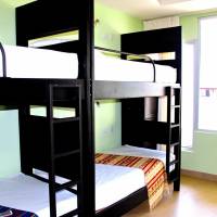 Single Bed in Mixed Dormitory Room