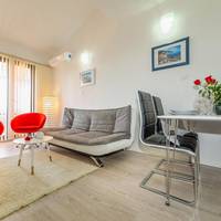 Two-Bedroom Apartment with Sea View (4 Adults)
