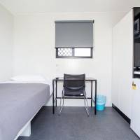 Single Room with Shared Bathroom