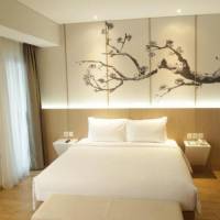 Premiere King Room