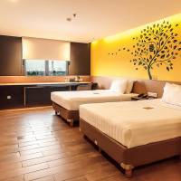 Deluxe Twin Room with Two Double Beds