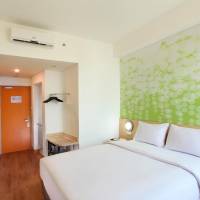 Zest Queen Room