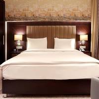 One-Bedroom King Suite