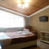 Deluxe Room (2 Adults + 1 Child)