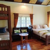 Deluxe Family Room