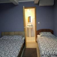 Comfort Triple Room with Shower