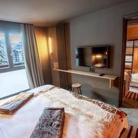 Access Family Room (6 Adults)