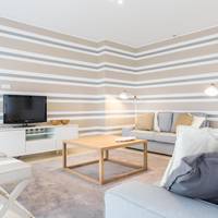 Deluxe Two-Bedroom Apartment
