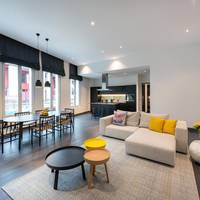 Studio Suite King Gold