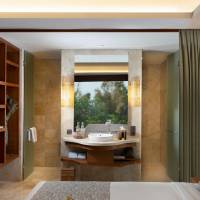 Shocking Deal - Grand Deluxe Room