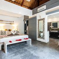 One-Bedroom Villa with Private Garden 