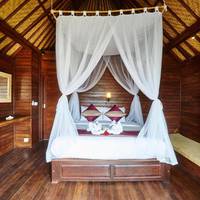 Standard Double Room with Garden View