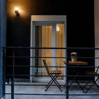 Studio with Garden View