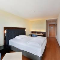 Single Room with View