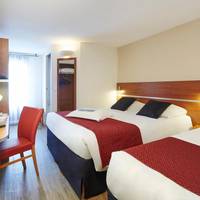 Triple Room (1 Double Bed + 1 Single Bed)