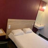 Tandem Room