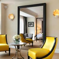 Parisian Suite with Garden View