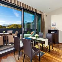 Penthouse Suite with Lounge Access