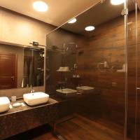 Suite with Pool View