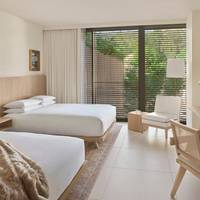 Deluxe, Guest room, 2 Queen, City view