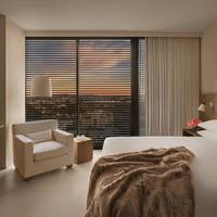 Superior Suite, 1 Bedroom Suite, 1 King, City view